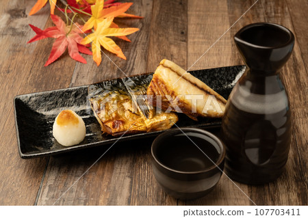 Salt-grilled mackerel with sake Salt-grilled mackerel with sake 107703411