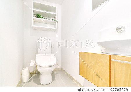 明亮簡潔的衛浴室內效果圖 107703579