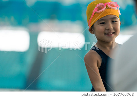 5歲兒童游泳 107703768