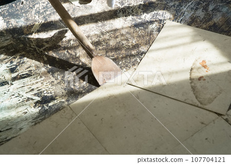Floor vinyl tile removal status 03 P tile 107704121