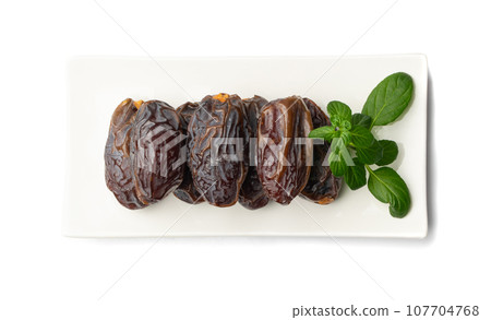 Big Dates Isolated. Date Palm Fruits 107704768