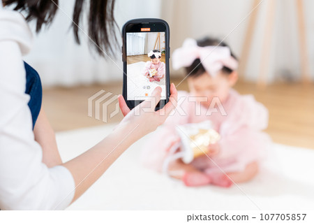 baby and young mom baby and young mom 107705857