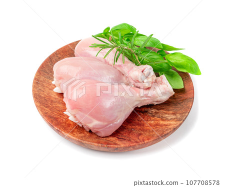 Raw Chicken Drumsticks Isolated, Uncooked Poultry Legs, Fresh Hen Meat, Fresh Chicken Drumstick 107708578