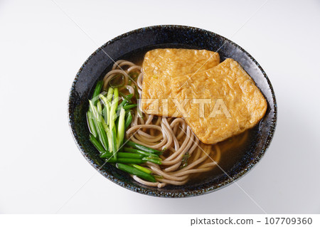 狸蕎麥麵 狐狸蕎麥麵 狸蕎麥麵 狐狸蕎麥麵 107709360
