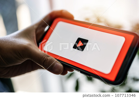 Video site/app Video site/app 107713346