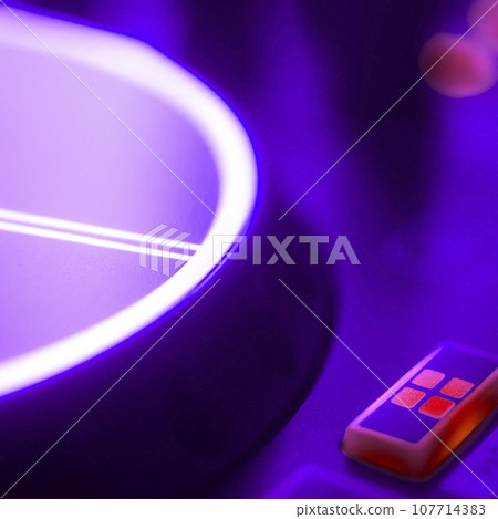 DJ mixing desk turntable DJ mixing desk turntable 107714383