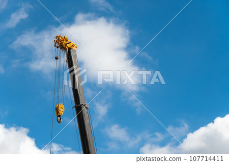 藍天和移動式起重機 107714411