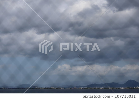 光芒照進大海 光芒照進大海 107716031