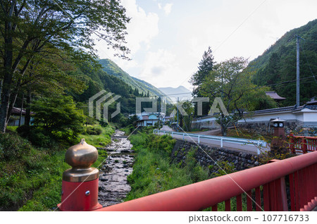 Scenery of the hot spring town from Reisenji Bridge Scenery of the hot spring town from Reisenji Bridge 107716733