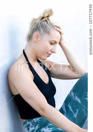 Overcoming Setback: Millennial Sportswoman's Resilience Overcoming Setback: Millennial Sportswoman's Resilience 107717456