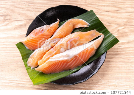鮭魚鱒魚哈拉斯 107721544