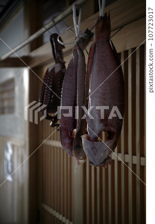 Restaurant in preparation 107723017