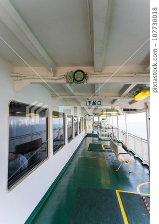 Scenery inside the ferry voyage (scenery around the observation deck) 107730018