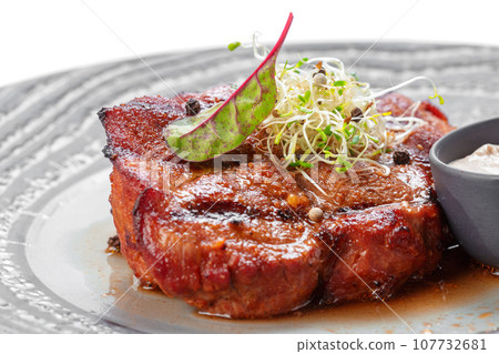 Grilled beef steak 107732681