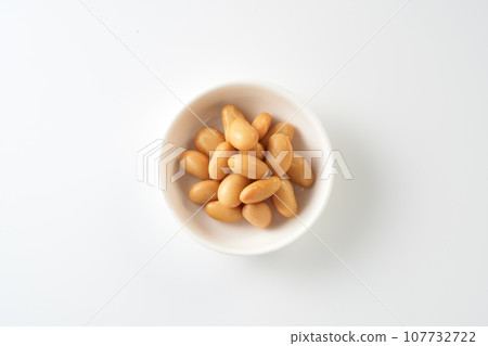 Boiled beans image 107732722