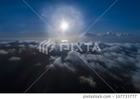 無人機拍攝的奄美大島晨景 無人機拍攝的奄美大島晨景 107733777