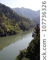 Majestic scenery of the Tenryu River in Nagano Prefecture (2) 107736326