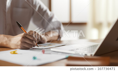 Accurate analysis of current situation for a successful future that can help with marketing Accurate analysis of current situation for a successful future that can help with marketing 107736471