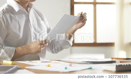 Accurate analysis of current situation for a successful future that can help with marketing Accurate analysis of current situation for a successful future that can help with marketing 107736535