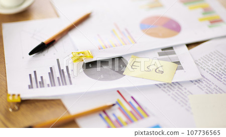 Accurate analysis of current situation for a successful future that can help with marketing Accurate analysis of current situation for a successful future that can help with marketing 107736565