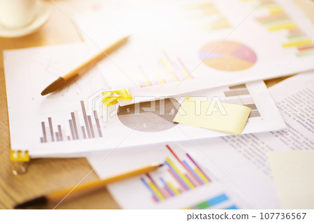 Accurate analysis of current situation for a successful future that can help with marketing Accurate analysis of current situation for a successful future that can help with marketing 107736567