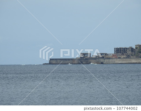 The edge of Gunkanjima, uninhabited island, Gunkanjima, Hashima 107744002