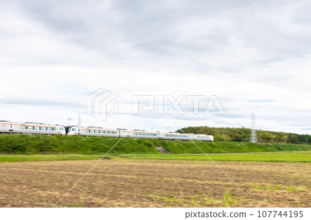 [伊勢線]鈴鹿賽道附近運行的非凡普通列車 107744195