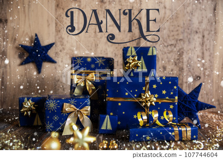 Text Danke, Means Thanks, Christmas Gifts, Snowfall Text Danke, Means Thanks, Christmas Gifts, Snowfall 107744604
