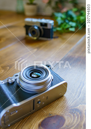 復古氣息的相機 107744803