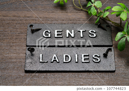 廁所標誌門牌 廁所標誌門牌 107744823