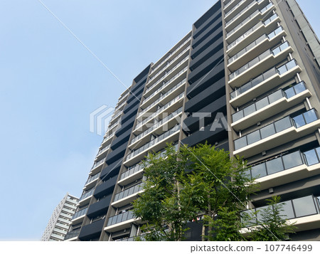 新建的公寓 新建的公寓 107746499