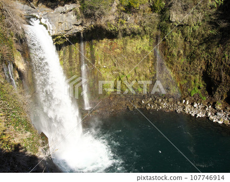 big waterfall and basin big waterfall and basin 107746914