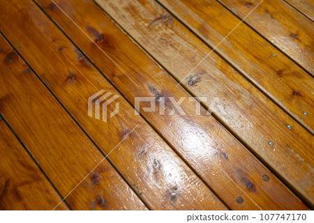 木屋地板書桌仿古圖像 107747170