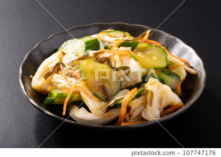 Salted kelp and pickled vegetables (cucumber, cabbage, carrot) Salted kelp and pickled vegetables (cucumber, cabbage, carrot) 107747176