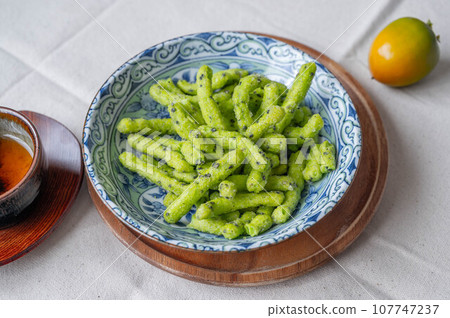 Wasabi fried karinto Wasabi fried karinto 107747237