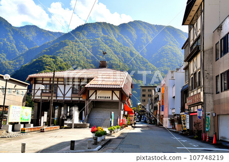 Around Toyama Regional Railway Unazuki Onsen Station (Kurobe City, Toyama Prefecture) [2023.10] 107748219