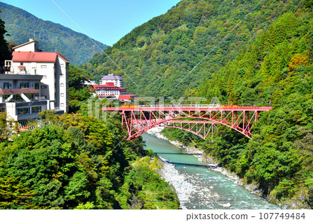 Unazuki Onsen / Shinyamabiko Bridge / View of the Kurobe River area (Kurobe City, Toyama Prefecture) [2023.10] 107749484