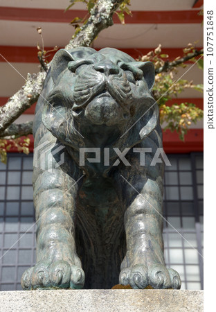 Kurama Temple Kondo Guardian Dog Sakyo Ward, Kyoto City Kurama Temple Kondo Guardian Dog Sakyo Ward, Kyoto City 107751848