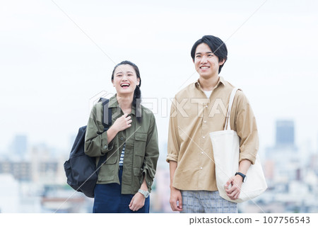 青年男女大學生 107756543