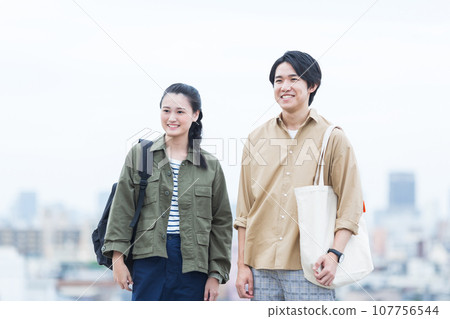 青年男女大學生 107756544