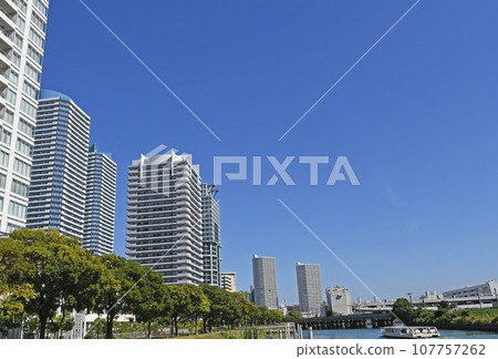 Yokohama Portside 107757262