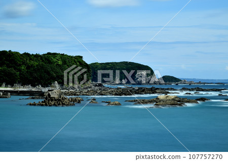 江隅漁港（堀崎）[和歌山縣西室郡週參見町] 107757270