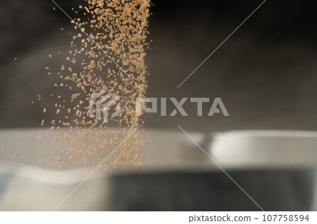 顆粒高湯 鰹魚高湯 蒸汽 107758594