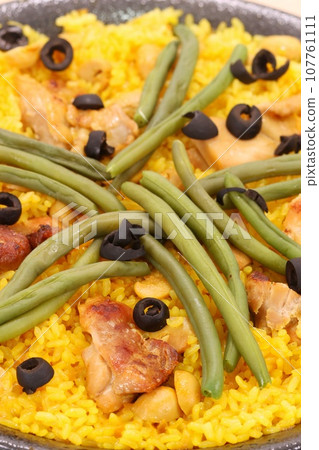 雞肉海鮮飯，地中海美食，米飯，藏紅花黃 107761111
