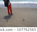 男人在看海 107762565