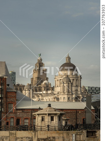 View of buildings on Liverpool's waterfront. One of the buildings which make the 'Three Graces'. 107763933