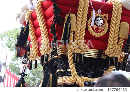 堺市百舌鳥八幡宮秋祭的蒲團鼓 107764483