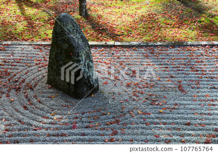 Koyasan Kongobuji Temple South Garden Stone, Koya Town, Wakayama Prefecture Koyasan Kongobuji Temple South Garden Stone, Koya Town, Wakayama Prefecture 107765764
