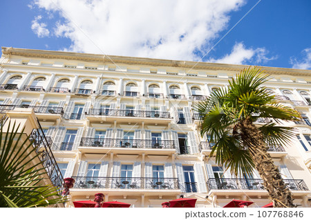 法國南部芒通的景色 107768846