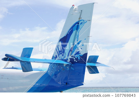 水上飛機尾部 107769843